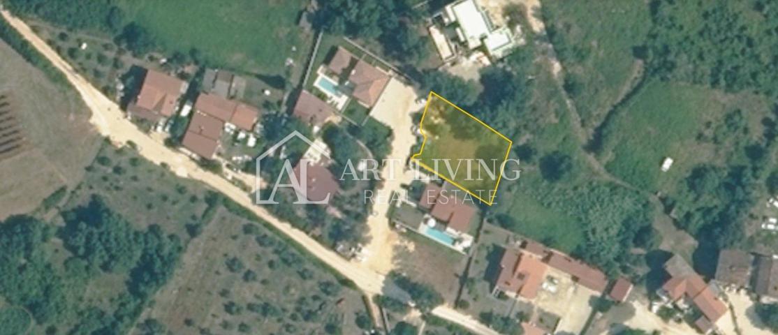 Poreč, okolica - građevinsko zemljište s projektom, 4 km od Poreča