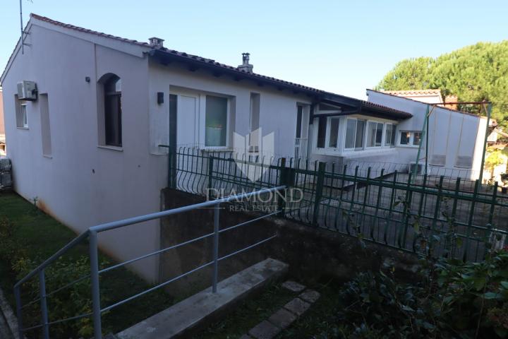 Etaže kuće sa studio apartmanima na odličnoj lokaciji u centru Pule!