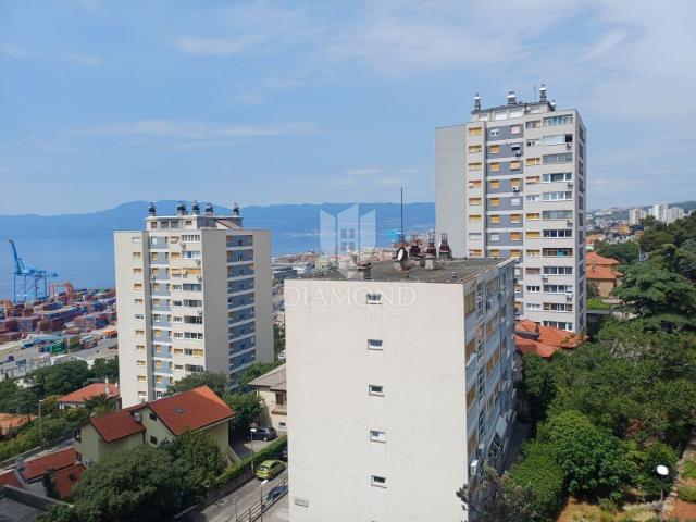 RIJEKA, KRIMEJA - 2S + DB S POGLEDOM NA MORE