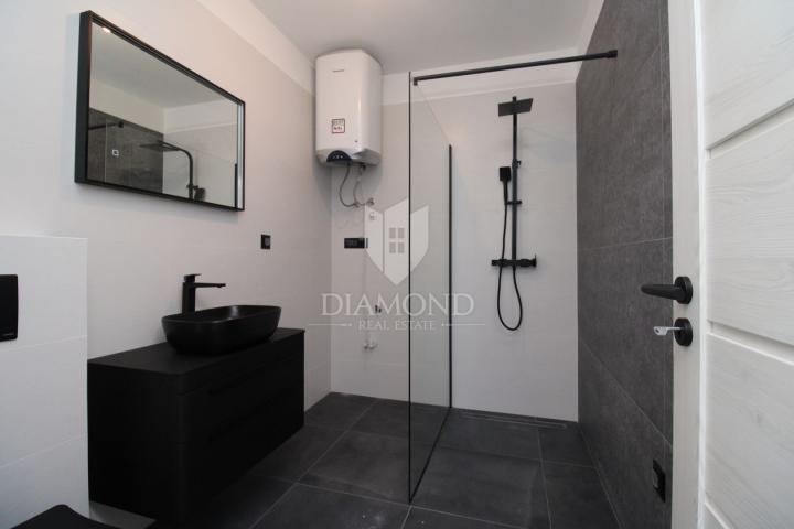KRK, ČIŽIĆI - MODERAN APARTMAN S POGLEDOM NA MORE!