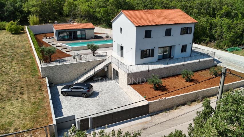 Labin, Ripenda, villa s wellnesom