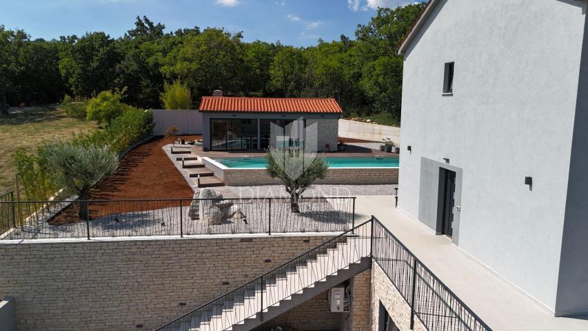 Labin, Ripenda, villa s wellnesom