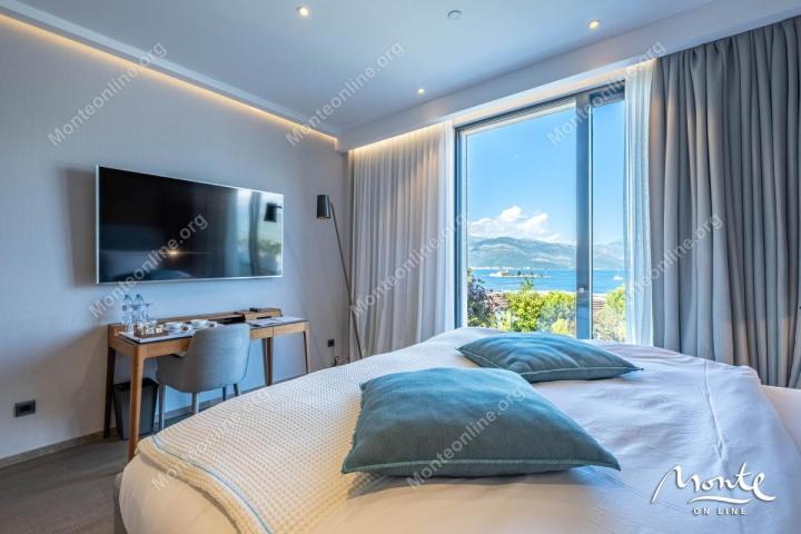 Studio apartman u prestižnom kompleksu Nikki Beach Montenegro s pogledom na Bokokotorski zaljev