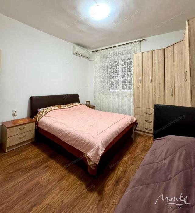 Ugodna kuća u mirnom kraju blizu centra Podgorice