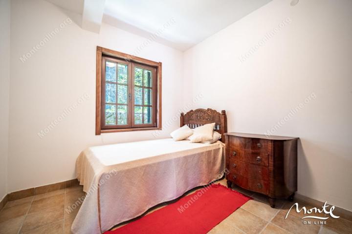 Apartman Venecija u prekrasnom kompleksu Boka Gardens, Kostanjica