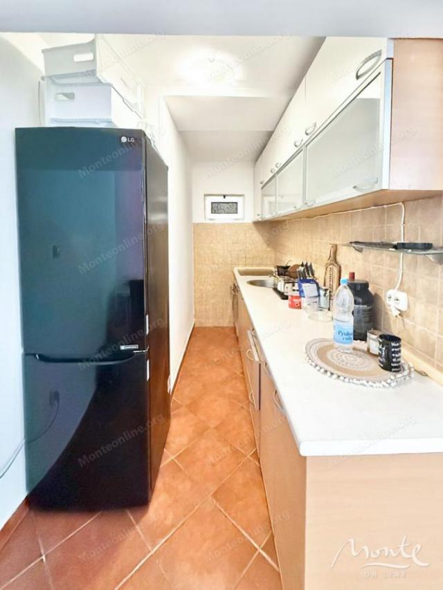 Dva apartmana 50 metara od mora u Muu, Kotor