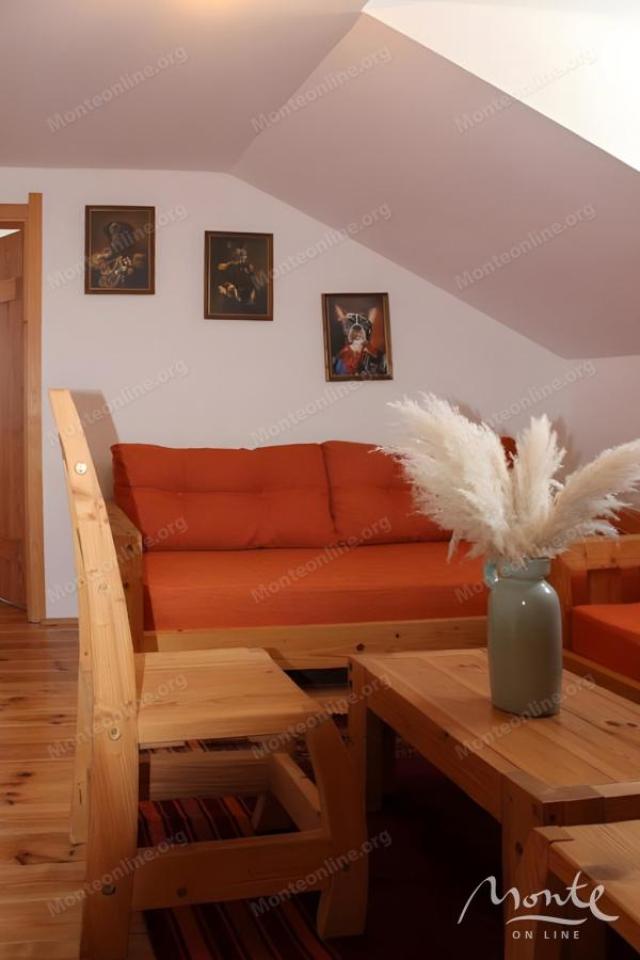 Funkcionalni mini-hotel sa 6 apartmana u blizini Kolašina