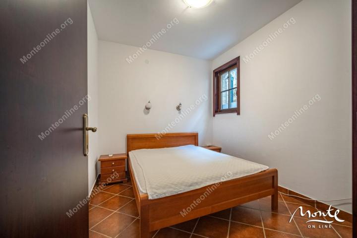 Život na obali - Apartman Sicilija u Boka Gardensu s terasom i pogledom na more