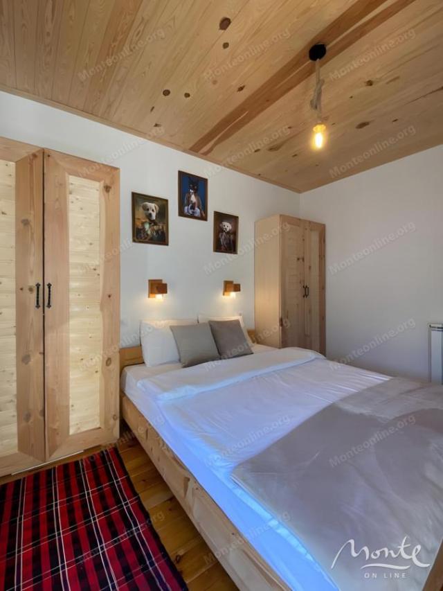 Funkcionalni mini-hotel sa 6 apartmana u blizini Kolašina