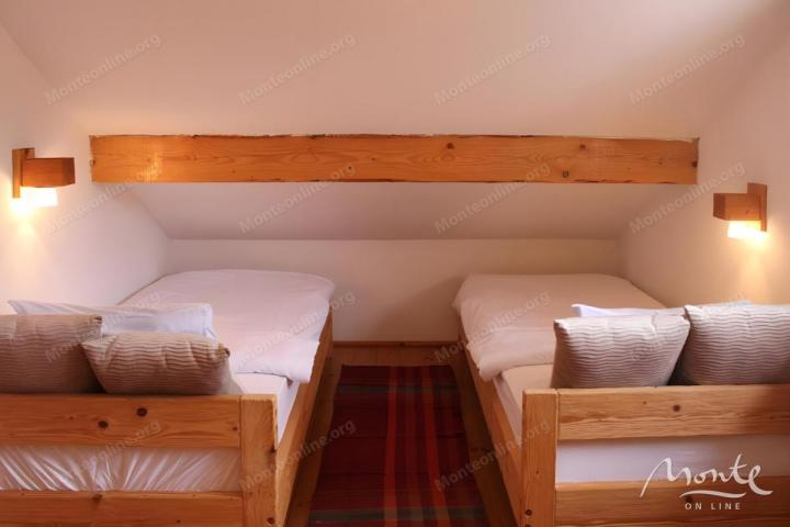 Funkcionalni mini-hotel sa 6 apartmana u blizini Kolašina