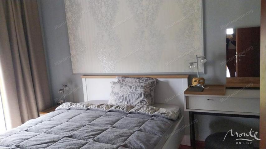 Luksuzni dvosobni apartman s panoramskim pogledom na more i hram u Baru