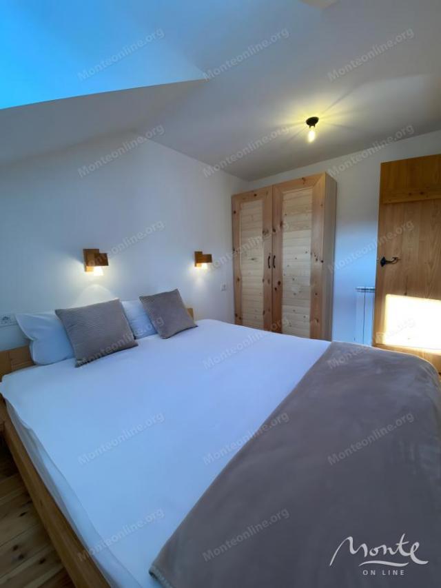 Funkcionalni mini-hotel sa 6 apartmana u blizini Kolašina