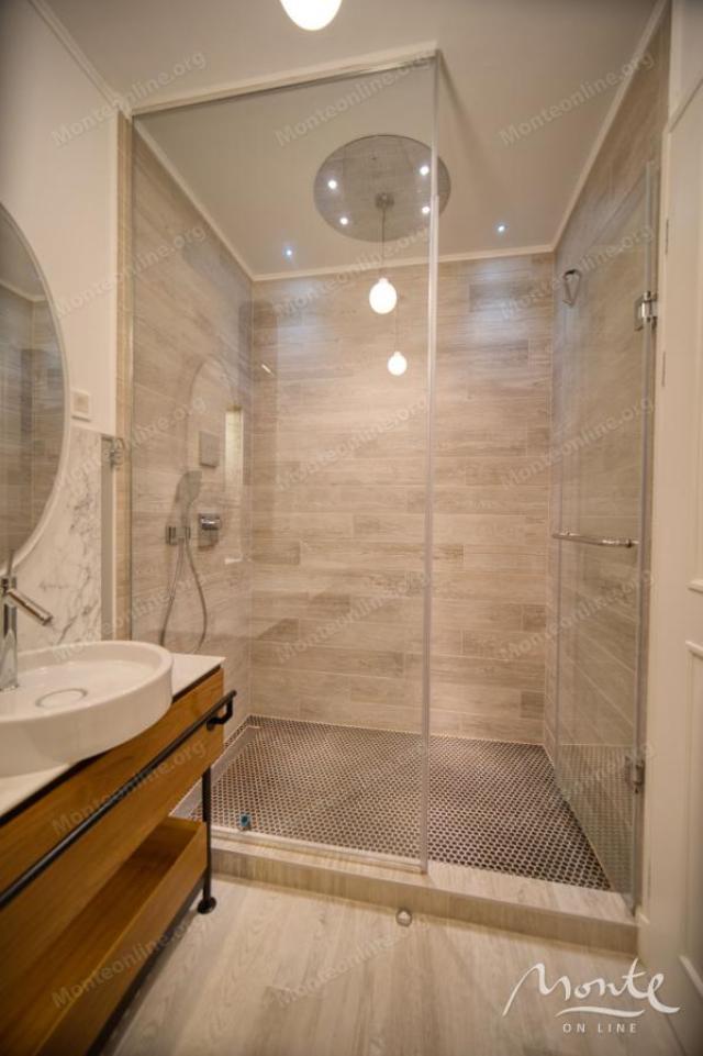Apartman sa 2 spavaće sobe, pogledom na more i vrtom u Marina Villageu, Luštica Bay