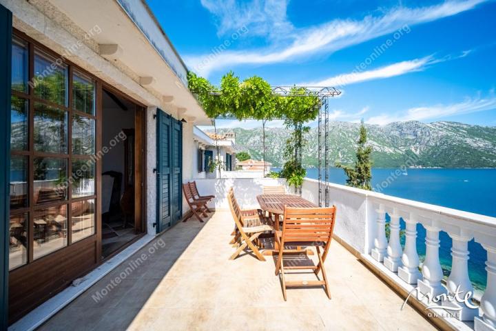 Apartman Venecija u prekrasnom kompleksu Boka Gardens, Kostanjica