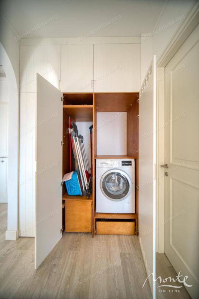 Apartman sa 2 spavaće sobe, pogledom na more i vrtom u Marina Villageu, Luštica Bay