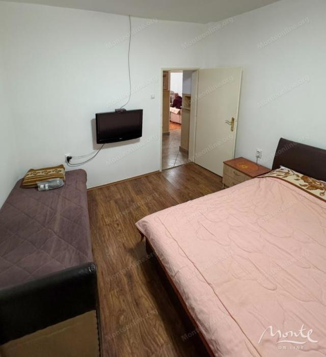Ugodna kuća u mirnom kraju blizu centra Podgorice