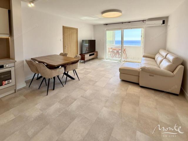 Novi jednosobni apartman na Svetom Stefanu s panoramskim pogledom na more