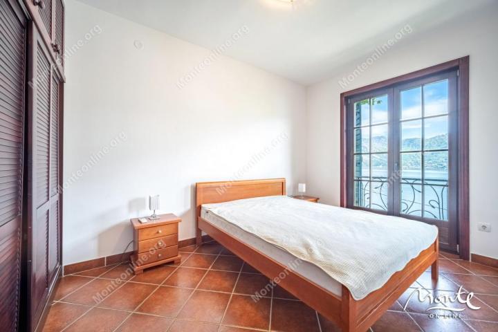 Život na obali - Apartman Sicilija u Boka Gardensu s terasom i pogledom na more