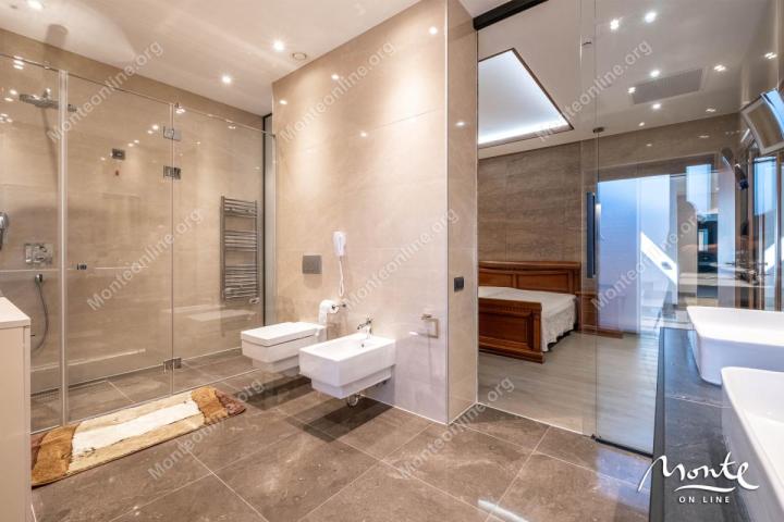 Luksuzni penthouse u Nikki Beachu u Crnoj Gori