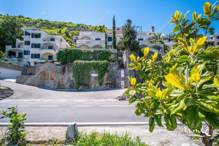 Apartman Verona u Boka Gardens – gdje se Jadran susreće s historijom