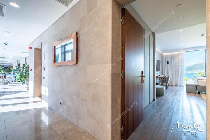 Studio apartman u prestižnom kompleksu Nikki Beach Montenegro s pogledom na Bokokotorski zaljev