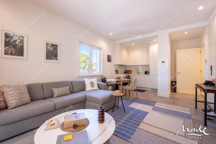Elegantni apartman sa jednom spavaćom sobom u srcu Luštica Bay Centrale