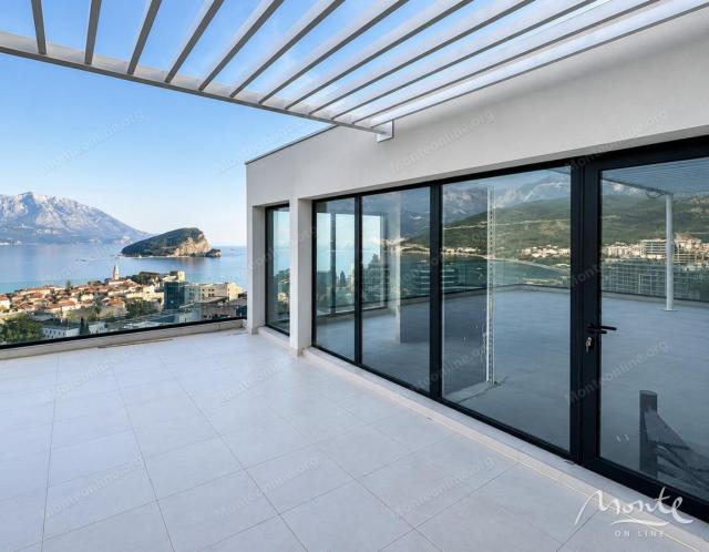 Penthouse u luksuznom kompleksu sa bazenom, Budva