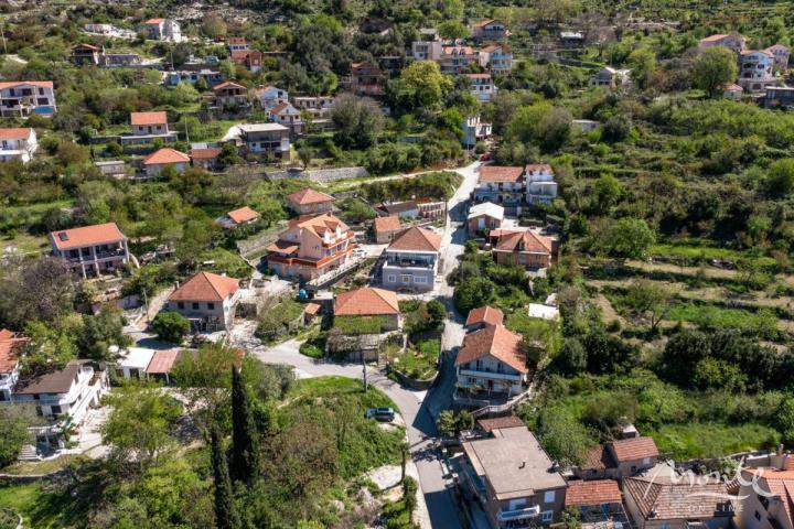 Građevinsko zemljište u Risnu, Boka Kotorska – vrhunska investicijska prilika