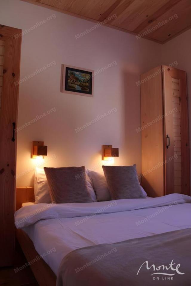 Funkcionalni mini-hotel sa 6 apartmana u blizini Kolašina
