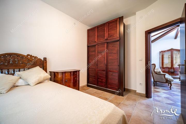 Apartman Venecija u prekrasnom kompleksu Boka Gardens, Kostanjica