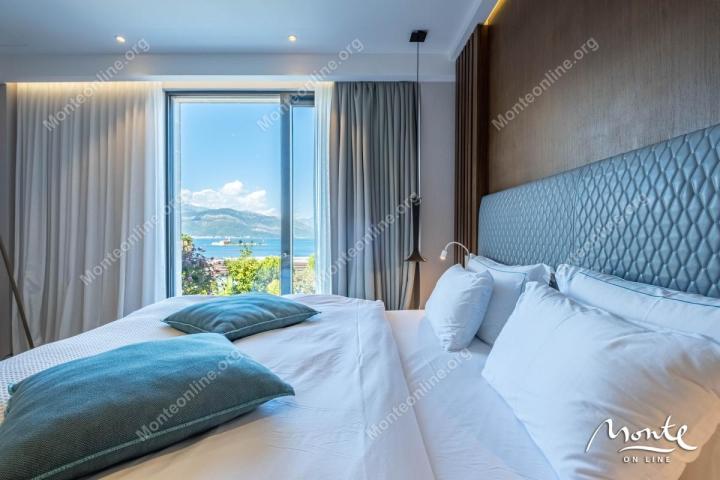 Studio apartman u prestižnom kompleksu Nikki Beach Montenegro s pogledom na Bokokotorski zaljev