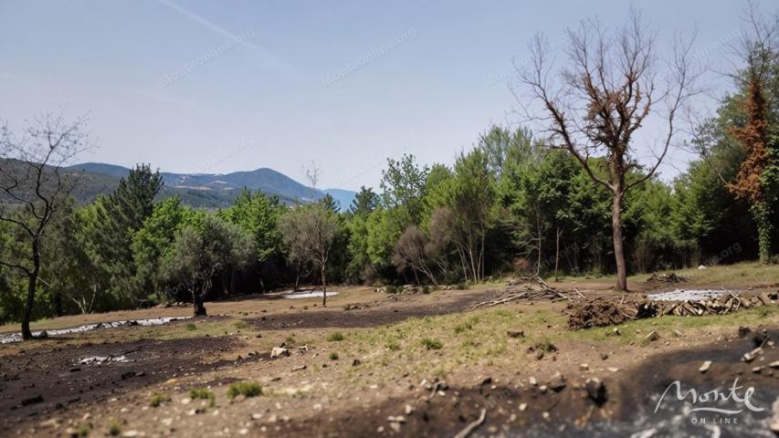 Urbanizovane parcele u novom stambenom naselju sela Dub, Kotor