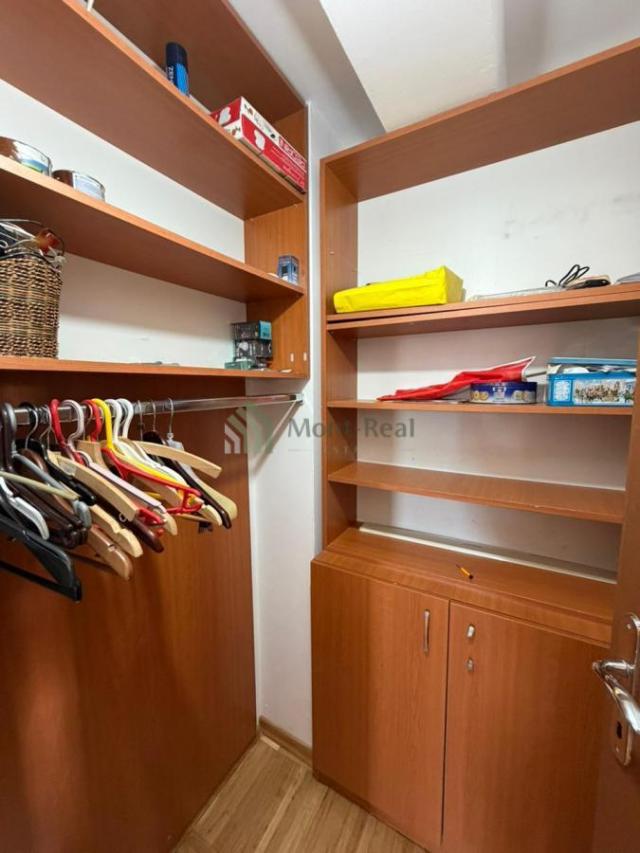 Prodaje se prostran duplex stan – Dubovica, Budva S292BD