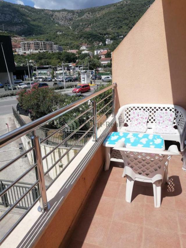 Stan od 60m² preko puta Mega Malla – Dubovica Budva, odlična lokacija i dobra investicija