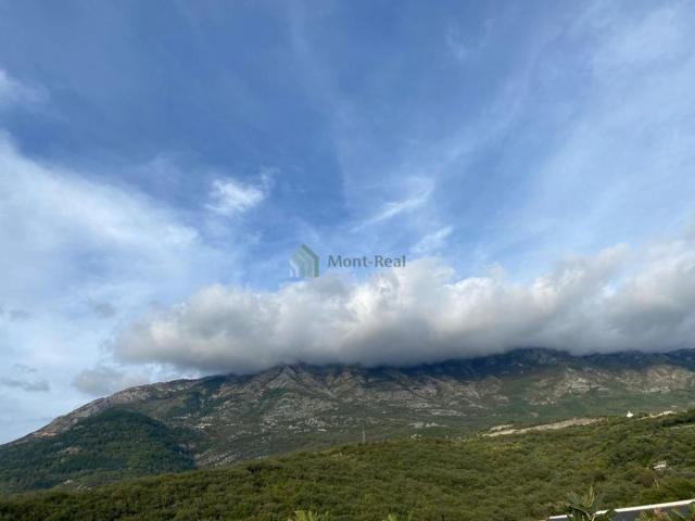 Na prodaju urbanizovan plac 506 m², Radanovići P017KO