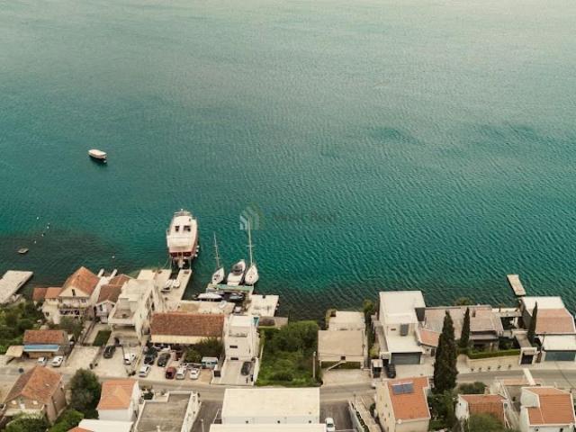 Townhouse uz more – prva linija, pogled koji traje