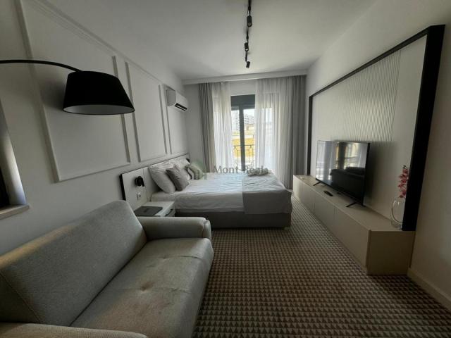 Garsonjera u kondo hotelu – Centar Budve