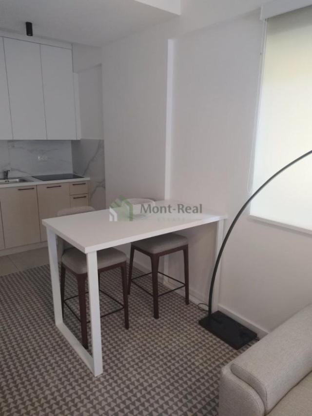 Garsonjera u kondo hotelu – Centar Budve