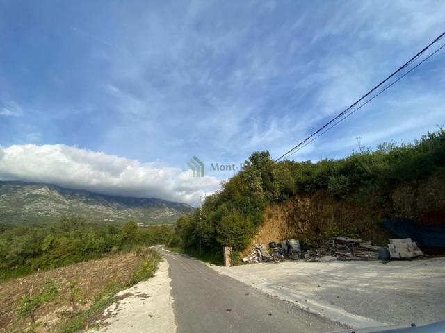 Na prodaju urbanizovan plac 506 m², Radanovići P017KO