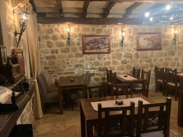Prodaja konobe u kamenom mediteranskom stilu – Risan, Kotor