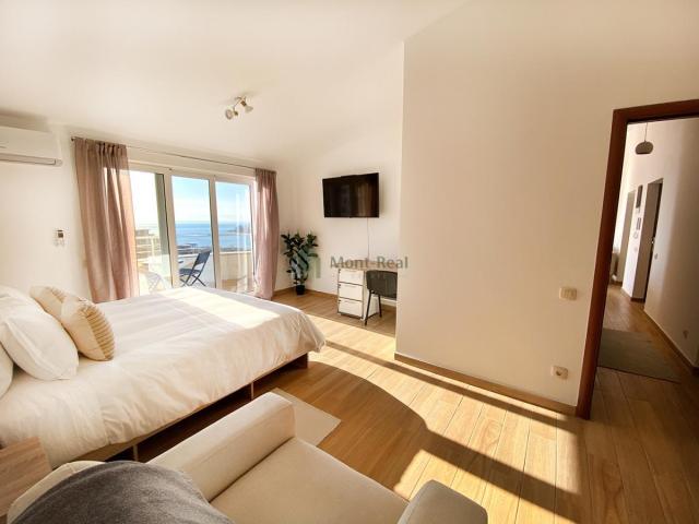Izdaje se trosoban penthaus, Petrovac IS254BD