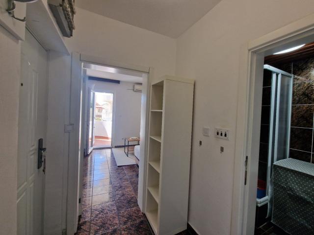 Namesten dvosoban stan, povrsine 56m2 u Becicima