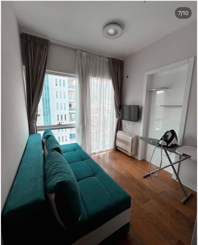 Izdavanje luksuznog trosobnog stana 100 m² sa parking mestom u condo hotelu Tre Canne na prvoj linij