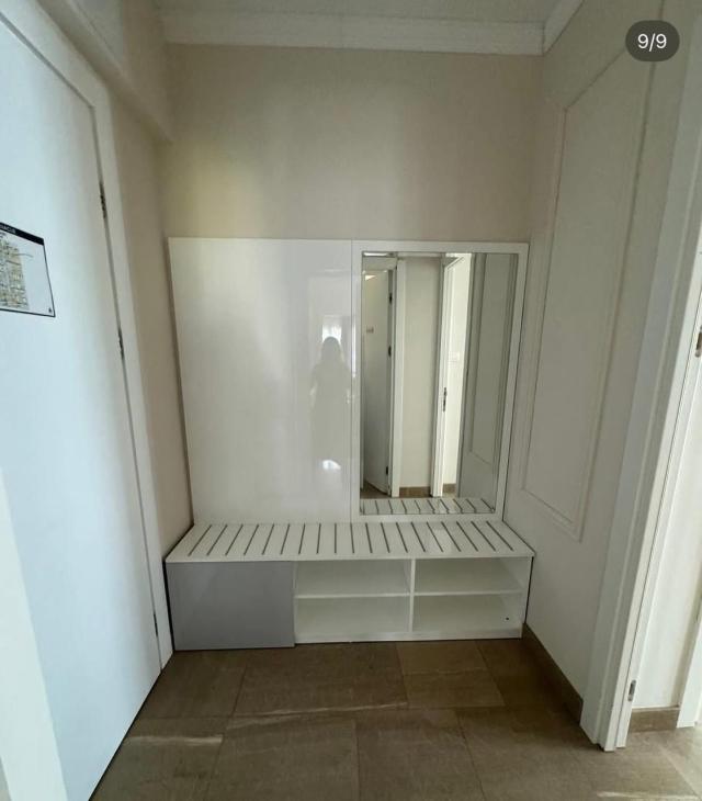 Izdavanje luksuznog trosobnog stana 100 m² sa parking mestom u condo hotelu Tre Canne na prvoj linij