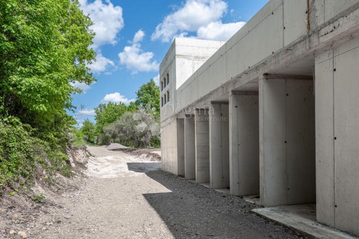 Središnja Istra, Sovinjak, fantastična kuća u izgradnji