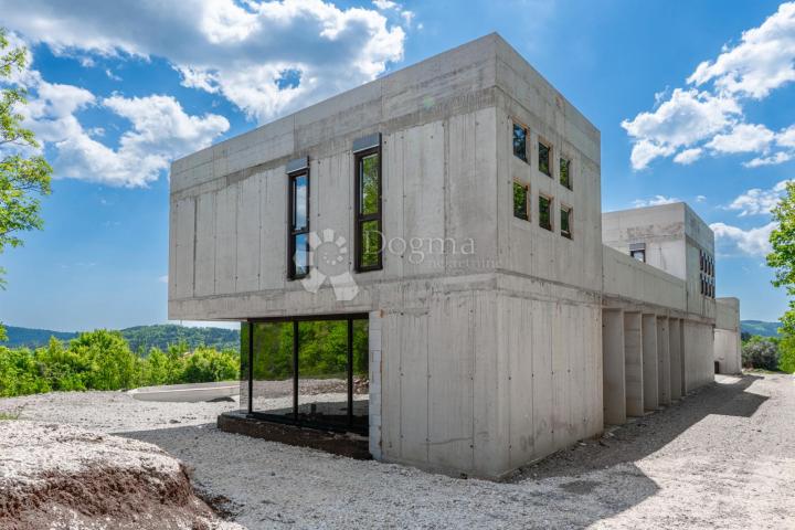 Središnja Istra, Sovinjak, fantastična kuća u izgradnji