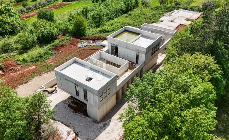 Središnja Istra, Sovinjak, fantastična kuća u izgradnji