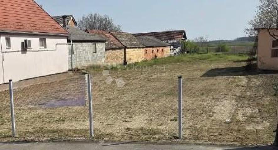 Zemljište za auto-plac ili poslovnu namjenu