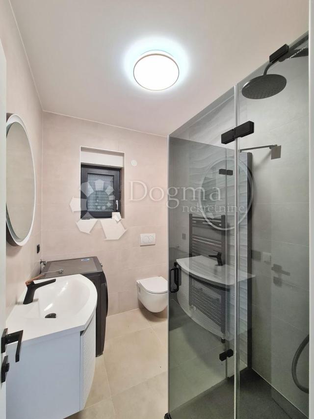 Haus Barić Draga, Karlobag, 300m2