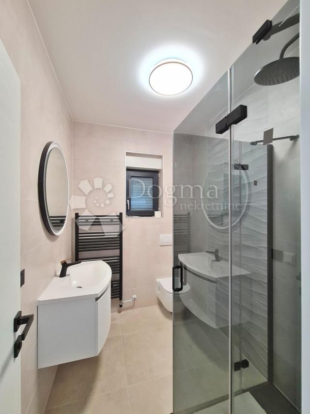 Haus Barić Draga, Karlobag, 300m2